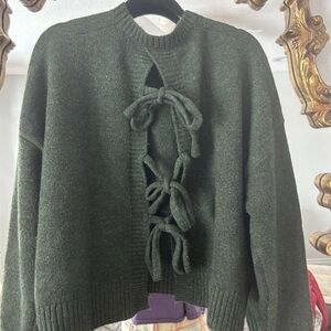 Buttermelon NWOT Women's Dark Green Tie-Front Knit Sweater Sz Medium